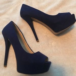 EUC Zara Basic peep-toe navy blue pumps